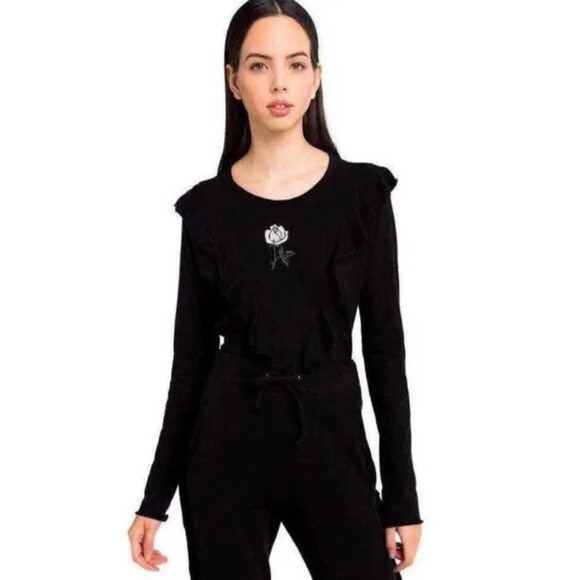 WILDFOX Shirt Womens XS Black Embroidered Tea Rose Lucienne Long Sleeve Crew Tee - Picture 1 of 13